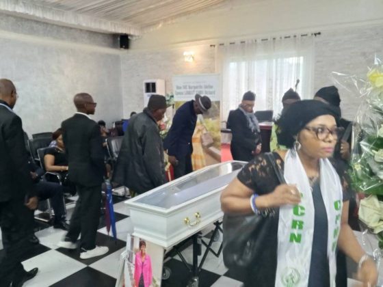 HÔPITAL LAQUINTINIE DOUALA : OBSÈQUES DE LA GÉNITRICE DU MAIRE DE NKONDJOCK